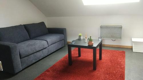 Henriville Apartment | Studio climatisée centre-ville et gare