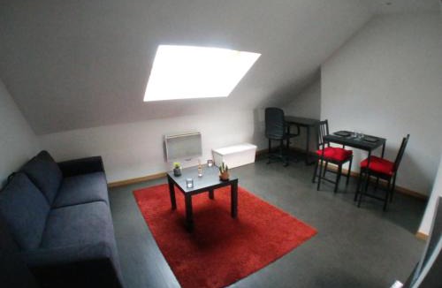 Henriville Apartment | Studio climatisée centre-ville et gare