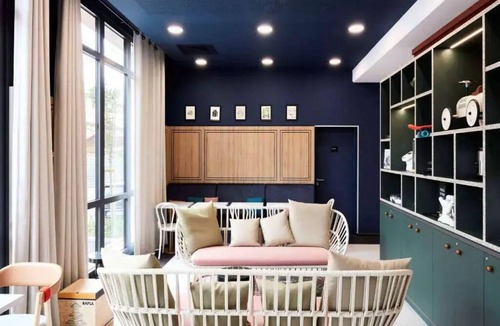 Suresnes Apartment | Studio for 2 People