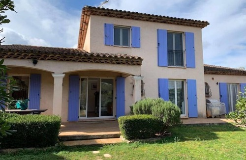 Les Maillans Apartment | Studio Indépendant Refait à Neuf Avec Piscine et Grand Jardin Dans Villa