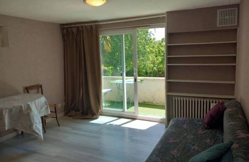 Mezy-sur-Seine Apartment | Studio on the banks of the Seine. All comforts.