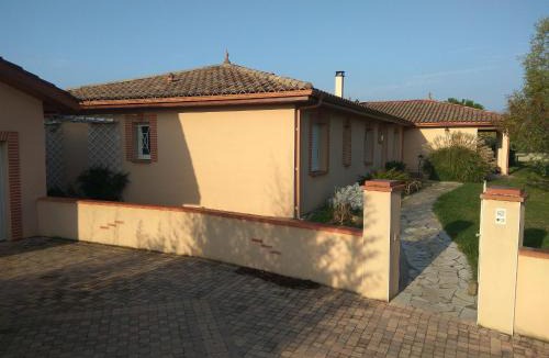 Saint-Pierre-de-Lages Apartment | Studio T1 paisible dans villa avec bassin naturel