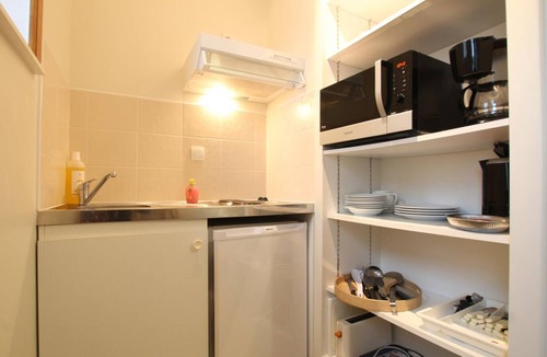 Digulleville Apartment | Studio with sea view, parking, and pets allowed in La Hague