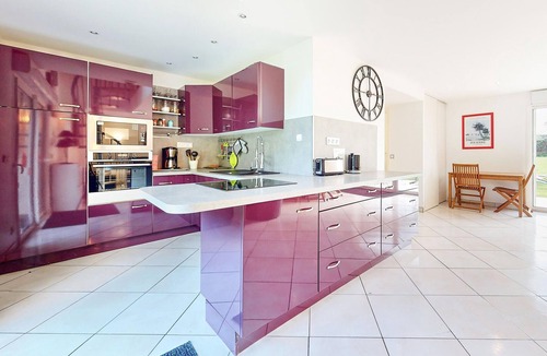 Saonnet House | Stunning home in Rubercy with sauna