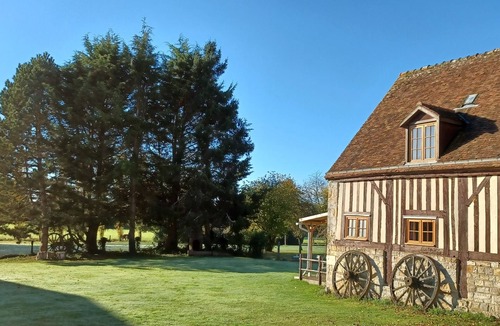 Rouelle House | Superb 4★ luxury cottage with pool, spa and sauna, a true oasis of peace!