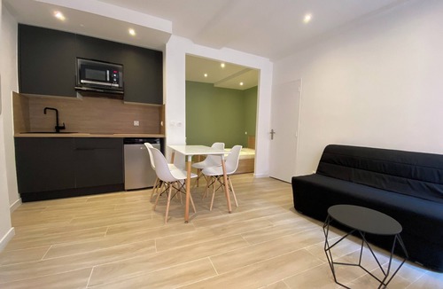 Carabacel Apartment | Superb studio with sleeping area! Old Nice!