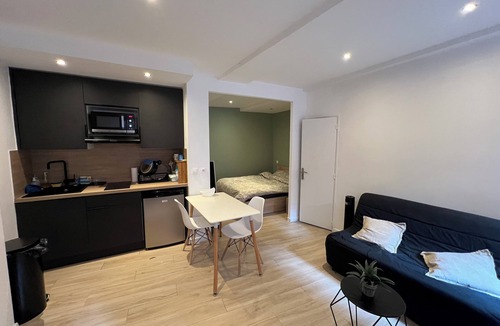 Carabacel Apartment | Superb studio with sleeping area! Old Nice!