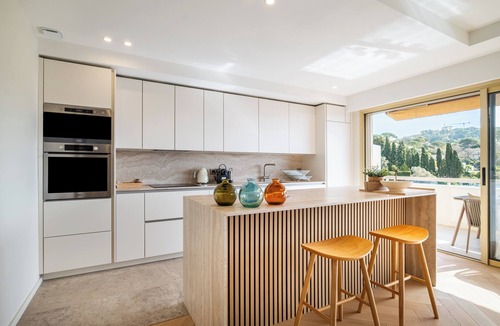 Le Cannet Apartment | Terrasse vue Baie de Cannes - Welkeys