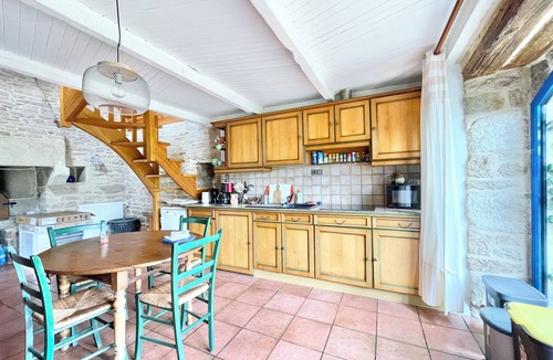 Pluguffan Villa | The Bread Oven. Country house 10mn from Quimper center. 8 pers.