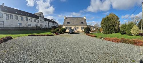 Huelgoat Bed & Breakfast | Ti Ar Skol, chambre d'hôtes