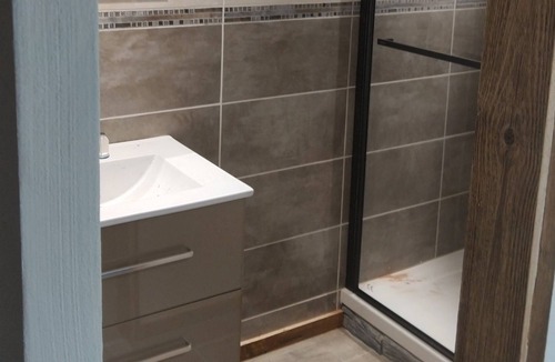 Les Bottieres House | Typical Savoyard house with private heated pool