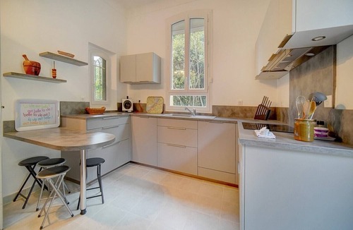 California - Pezou Villa | Upstays Terrace Garden 100m² Villa Center