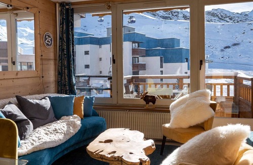 Val-Thorens Apartment | Val Thorens - Renovated apt 6 pers, 2 bdrms, WiFi, ski locker, near slopes