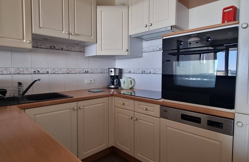 Concarneau Apartment | Very nice Apartment with Balcony sea view and parking in the center of Concarneau
