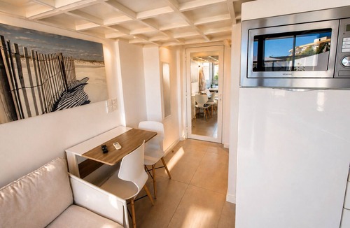 Saint-Laurent-du-Var Apartment | Villa Bono Romantic Suite & Private Jacuzzi
