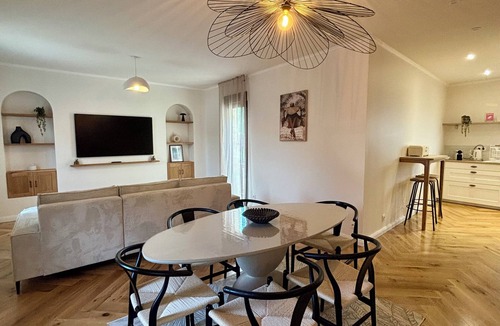 Brive-la-Gaillarde House | Villa Desbrulys - Maison de ville pour 6 personnes - Terrasse - Climatisée