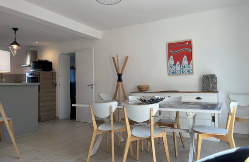 Fouesnant House | Villa Fouesnant Beg Meil 150 m from the beach and paths with garden