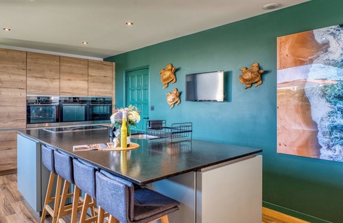 Bretignolles-sur-Mer Villa | Villa Océans 5* : Oceanfront, Heated Pool, Jacuzzi & Sauna, 15 guests