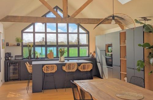 Planguenoual Villa | Villa vue Mer- grand jardin -cuisine d'été- 4 chambres- Vidéo projecteur
