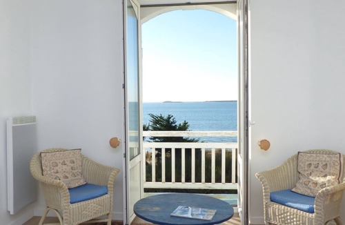 Saint-Pierre-Quiberon Ski Chalet | Villa with incredible ocean views