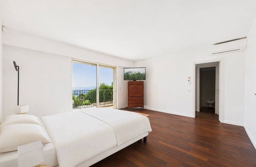 Mandelieu-La-Napoule Other | Villa with Ocean View – Mandelieu-la-Napoule