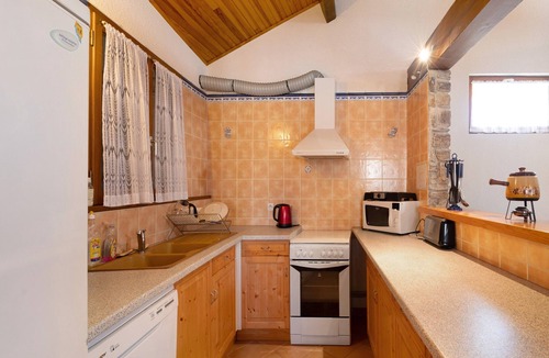 Fontrabiouse House | Village House Le Galbe - 3 Bedrooms with Garden & Garage, Ideal for Family Holidays
