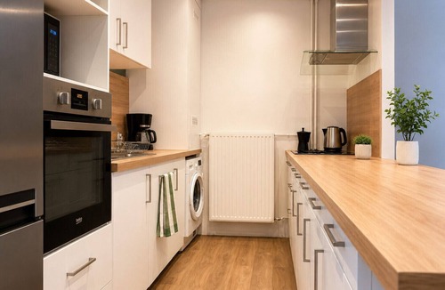Saint-Serge Apartment | Warm, fully equipped apartment just steps from the center of Angers – 8/10 guests