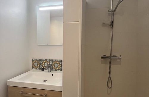 Saint-Serge Apartment | Warm, fully equipped apartment just steps from the center of Angers – 8/10 guests