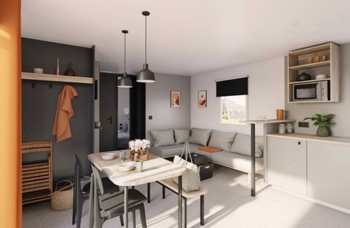 Tharon-Plage House | ZEcamping animé parc aquatique chiens acceptés locatif TV LV 6 pers