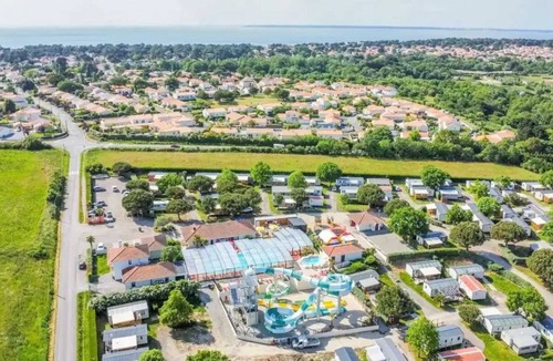 Tharon-Plage House | ZEcamping espace aquatique pet friendly club enfant mobil-home TV 34m2