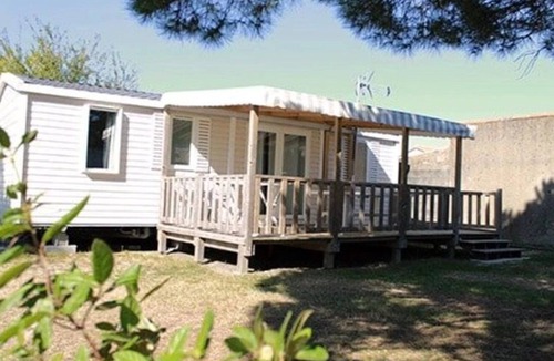 Bourgneuf-en-Retz House | ZEcamping 4* animé piscine couverte mobil-home TV BBQ 32m2 8 pers