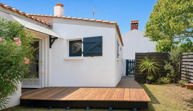 À 800 m de la mer, jolie maison avec jardin pour 7