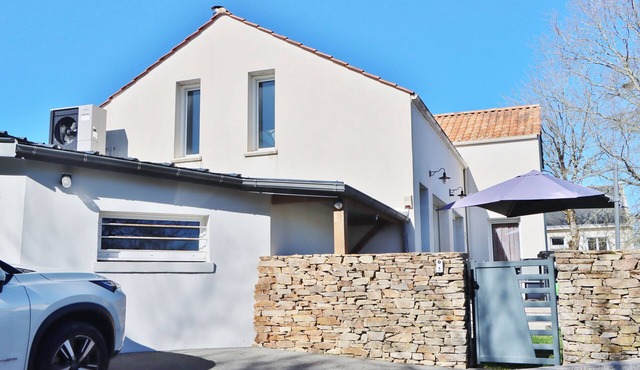 3-star house in Couëron- 15km Nantes- 8 people- Garden & Parking