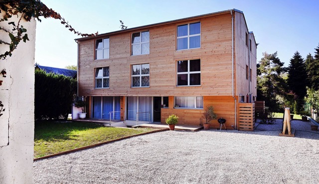 6-bedroom house with the swimming pool, jacuzzi and sauna