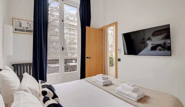A Modern Stylish 1-BR Apartment in Opéra