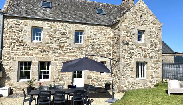 A traditional Breton vacation home near the sea