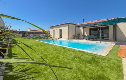 Amazing Home In Saint-Paulet-De-Caisso