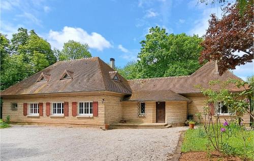 Amazing Home In Colombieres With Wifi