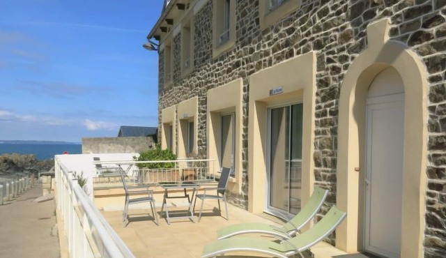 Apartment Les Macareux (PGX305) in Planguenoual - 2 persons, 1 bedrooms