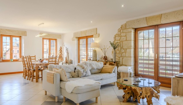 Apartment 'Natür'Gîte' with Mountain View, Private Terrace and Wi-Fi