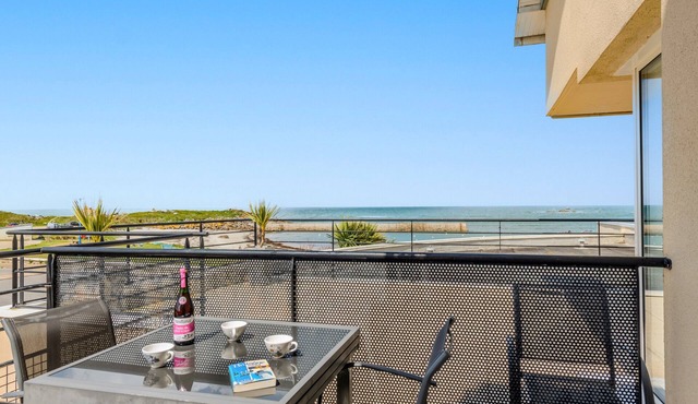 Apartment 'Sea View Apartment - Beach 30m Away' with Ocean View, Private Terrace & Wi-Fi