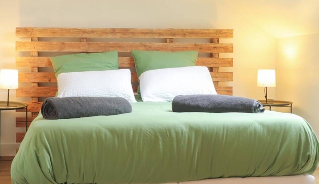 Authentic Normandy cottage with WIFI and pets allowed