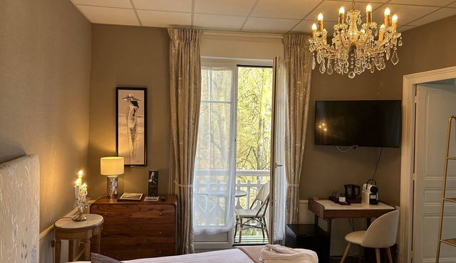 BRIT HOTEL & SPA Le Roc au Chien