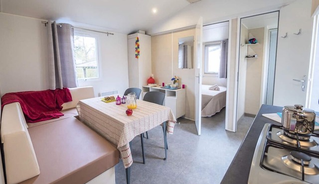 Camping Le Fanal **** - Cozy 3 room mobile home for 4 people