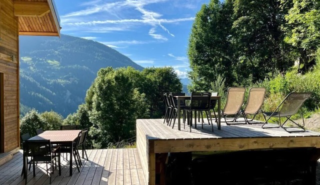 Chalet, balcony, fireplace or stove, parking, tv, 150m², Peisey-Vallandry