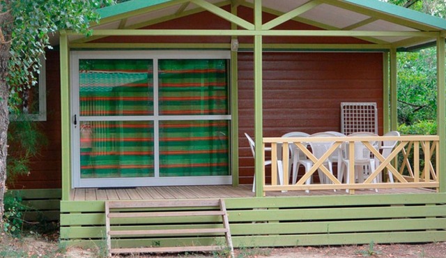 Chalet in Collias with Terrace for 6 Guests