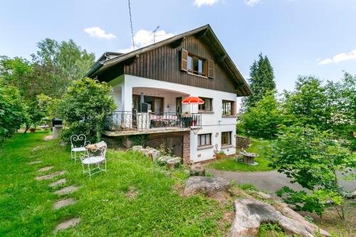 Chalet spacieux à Wangenbourg-Engenthal avec vue panoramique