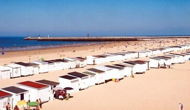 Comfortable 2-bedroom gîtes with private garage, close to all amenities and beach.
