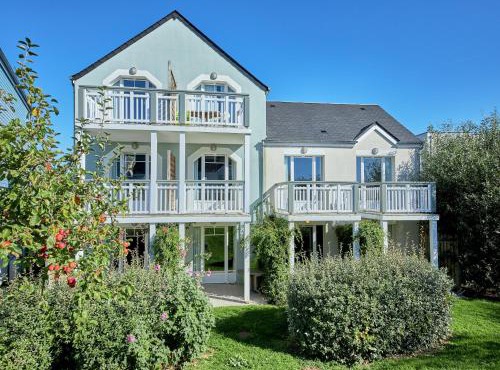 Courseulles Coastal Apartment for 4
