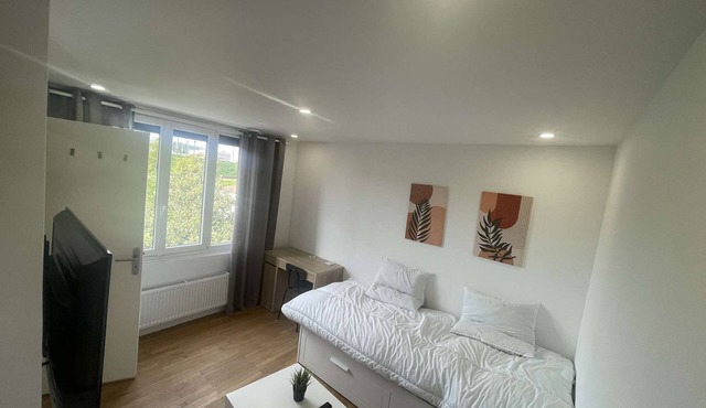 Cozy Private Room | Coliving 30min from Paris St-Lazare